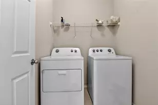 25152 E Lenox Cir, Punta Gorda, FL 33950 - Photo 27