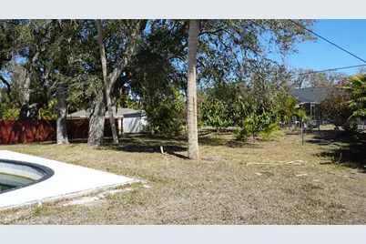 18434 Goodman Circle, Port Charlotte, FL 33948 - Photo 7
