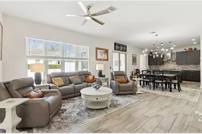 8901 Lakeshore Pointe Drive, Winter Garden, FL 34787 - Photo 9