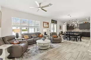 8901 Lakeshore Pointe Dr, Winter Garden, FL 34787 - Photo 9