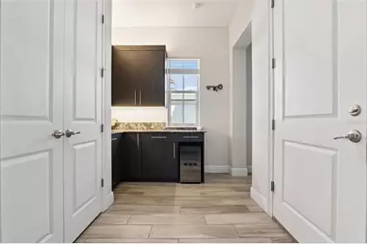 8901 Lakeshore Pointe Drive, Winter Garden, FL 34787 - Photo 17