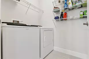 8901 Lakeshore Pointe Dr, Winter Garden, FL 34787 - Photo 35