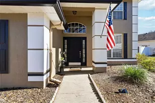 2419 Point O' Woods Ct, Oviedo, FL 32765 - Photo 5