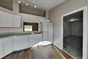 165 Kings Pond Ave, Winter Haven, FL 33880 - Photo 5