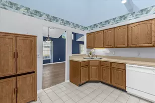 138 Baytree Blvd, Tavares, FL 32778 - Photo 9