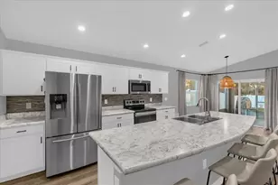 955 Pearly Ridge Ln, Lakeland, FL 33809 - Photo 11