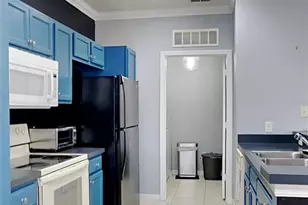 2550 Grand Central Pkwy, Orlando, FL 32839 - Photo 5