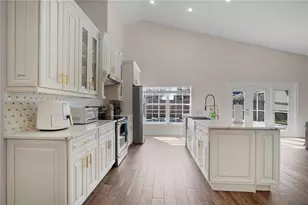 3106 Birds Rest Pl, Kissimmee, FL 34743 - Photo 9