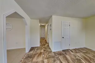 465 Oak Dr, Tavares, FL 32778 - Photo 3