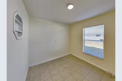 465 Oak Drive, Tavares, FL 32778 - Photo 11