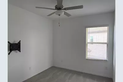 31865 Blue Passing Loop, Wesley Chapel, FL 33545 - Photo 11