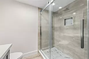 651 Boca Ciega Point Blvd S, Saint Petersburg, FL 33708 - Photo 37