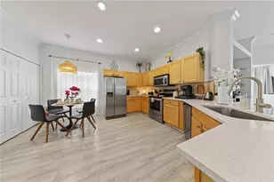 16805 Lazy Breeze Loop, Clermont, FL 34714 - Photo 13