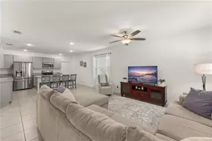 727 Costa Ln, Debary, FL 32713 - Photo 3