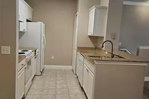 1301 Eastern Pecan Pl, Winter Garden, FL 34787 - Photo 13