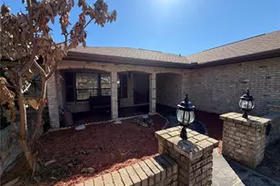 9910 Canterbury Dr, Leesburg, FL 34788 - Photo 53