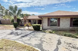 9910 Canterbury Dr, Leesburg, FL 34788 - Photo 9