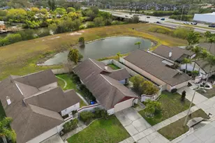 10827 Venice Cir, Tampa, FL 33635 - Photo 23