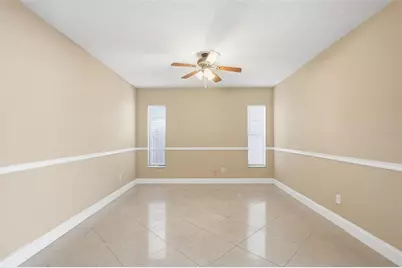 15908 Bridgewater Lane, Tampa, FL 33624 - Photo 13