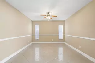 15908 Bridgewater Ln, Tampa, FL 33624 - Photo 13