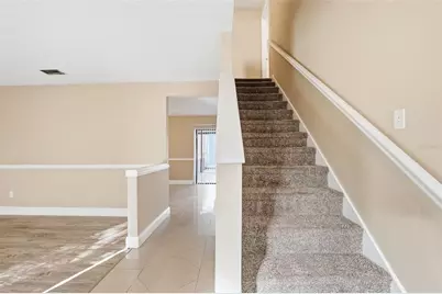 15908 Bridgewater Lane, Tampa, FL 33624 - Photo 11