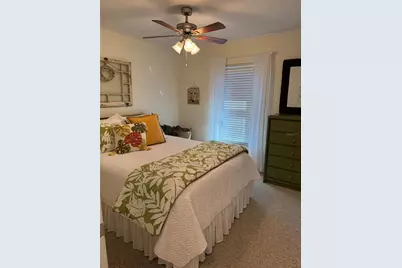 1407 Queensbury Avenue, Valrico, FL 33596 - Photo 29