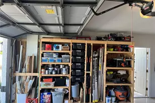 1407 Queensbury Ave, Valrico, FL 33596 - Photo 33