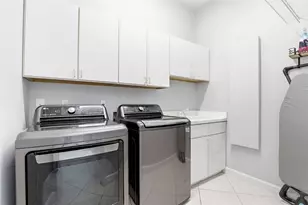 8034 Landgrove Ct, Orlando, FL 32819 - Photo 31