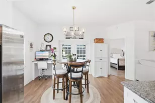 1043 Kelly Creek Cir, Oviedo, FL 32765 - Photo 9