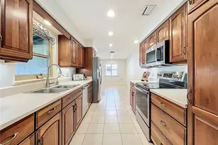 4601 Tamworth Ct, Orlando, FL 32839 - Photo 7
