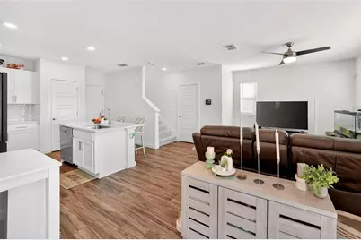 553 John L Mica Way, Longwood, FL 32750 - Photo 5