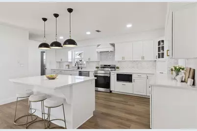 1106 Lake Ariana Boulevard, Auburndale, FL 33823 - Photo 17