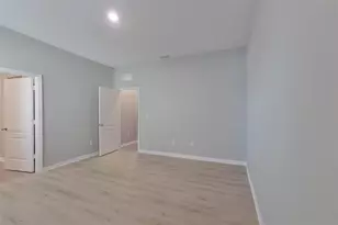 30098 Fedora Cir, Brooksville, FL 34602 - Photo 11