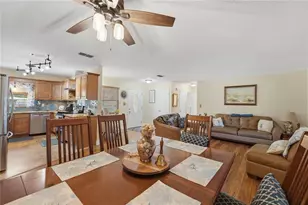 2670 Reagan Ln, Kissimmee, FL 34744 - Photo 17