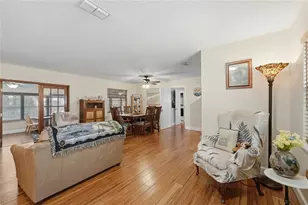 2670 Reagan Ln, Kissimmee, FL 34744 - Photo 11