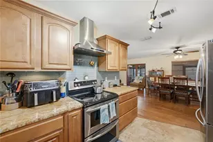 2670 Reagan Ln, Kissimmee, FL 34744 - Photo 21