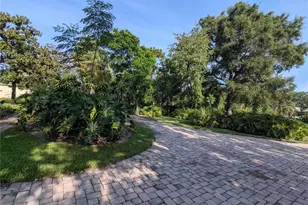 8052 Oak Park Rd, Orlando, FL 32819 - Photo 9