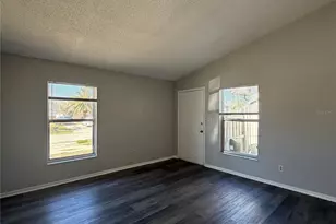 1215 Ravida Cir, Orlando, FL 32825 - Photo 3