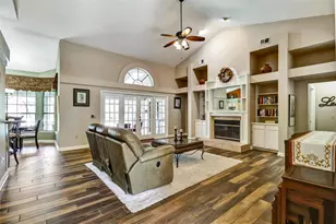 8021 Landgrove Ct, Orlando, FL 32819 - Photo 13