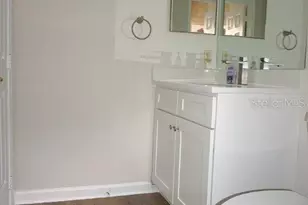 8021 Landgrove Ct, Orlando, FL 32819 - Photo 25