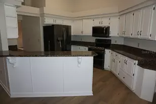 8021 Landgrove Ct, Orlando, FL 32819 - Photo 11
