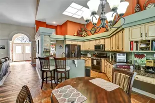 8021 Landgrove Ct, Orlando, FL 32819 - Photo 21