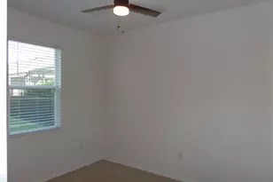 5475 Sunshine Dr, Wildwood, FL 34785 - Photo 15