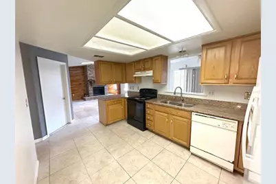 5061 Barnegat Point Road, Orlando, FL 32808 - Photo 9