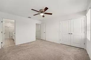 2037 Viewfinder St, Kissimmee, FL 34758 - Photo 17