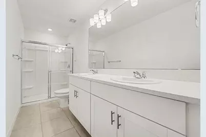 2037 Viewfinder Street, Kissimmee, FL 34758 - Photo 19