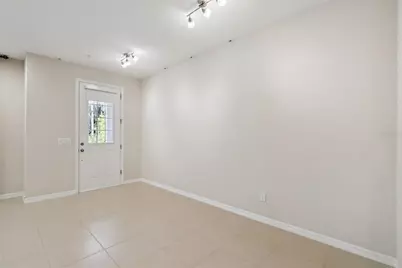 9915 Highland Sky Alley, Orlando, FL 32832 - Photo 5