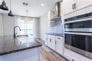 403 Blue Cypress Dr, Groveland, FL 34736 - Photo 15