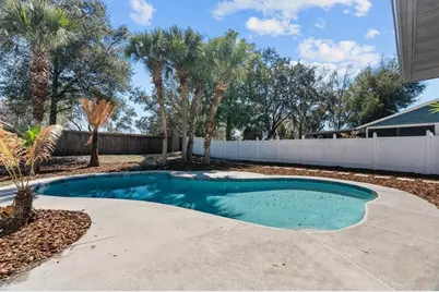 9528 Lake Douglas Place, Orlando, FL 32817 - Photo 9