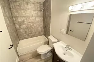 812 W Livingston St, Orlando, FL 32805 - Photo 9